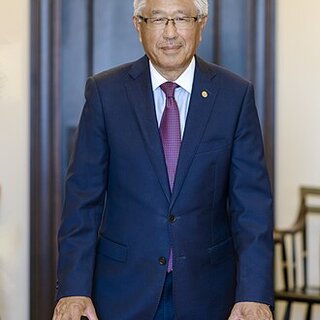 Victor J. Dzau